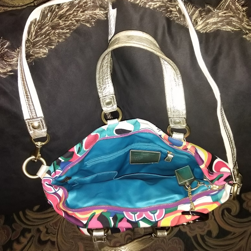 Shoulder Bag - Picture 3 of 3